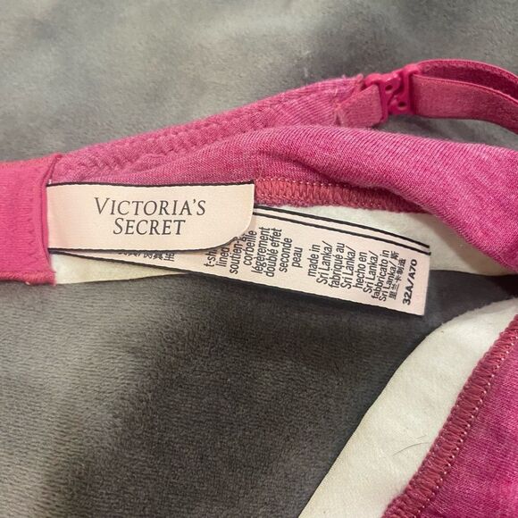 Victoria’s Secret T Shirt Bra Size 32a - Picture 6 of 7